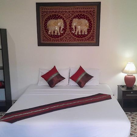 Orchid House Pantai Kamala Luaran gambar
